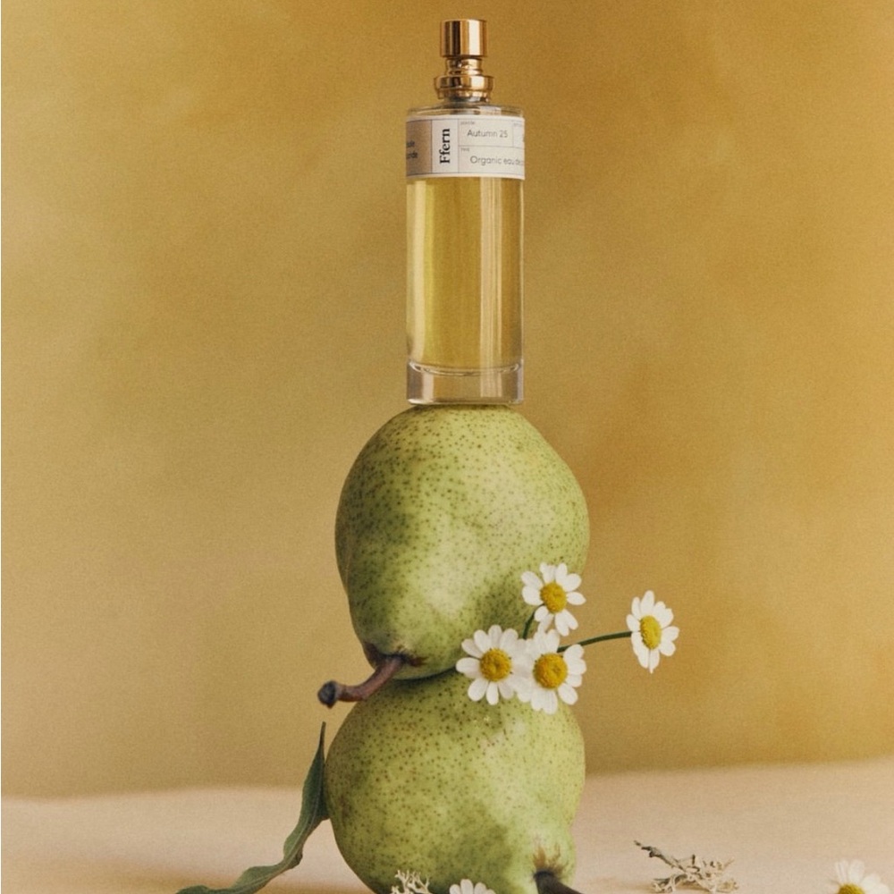 Ffern Autumn 25 Organic Eau de Parfum (1 fl oz) With diffuser. Used twice. - Picture 7 of 10